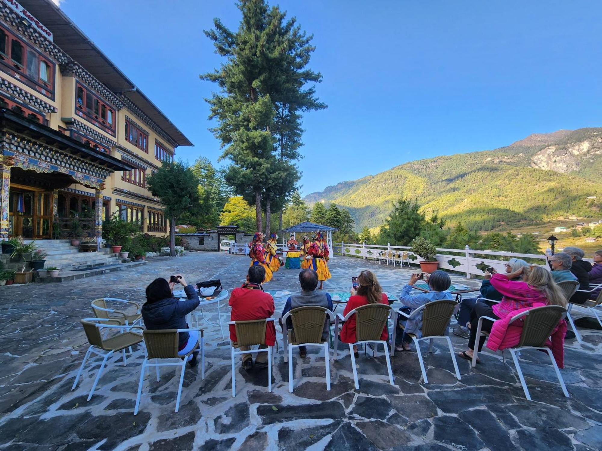 Tiger'S Nest Resort - Best Resort In Paro Exterior foto